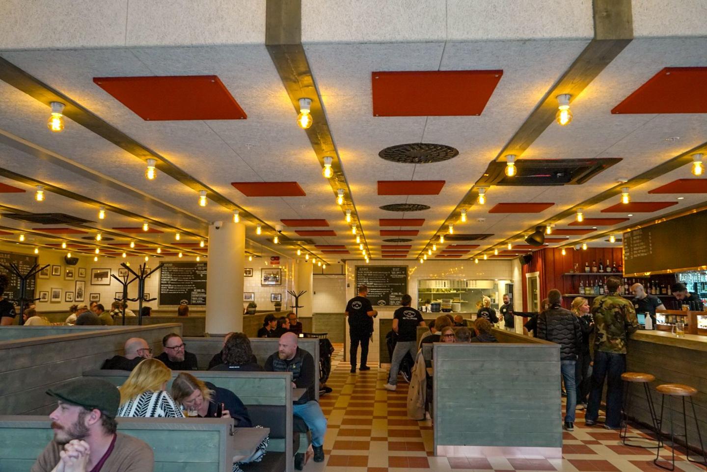Inside Ölstugan Tullen Örebro